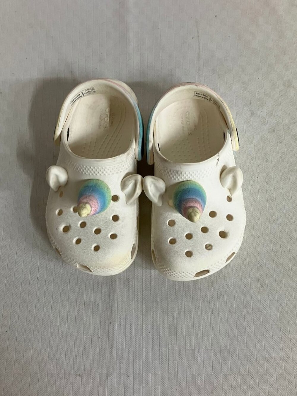 Crocs Classic Clog Kids Toddler Girls C8 White Unicorn Rainbow Comfort Shoes